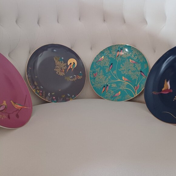 Sara Miller Chelsea Set of 4 Cake Plates - Picture 1 of 16